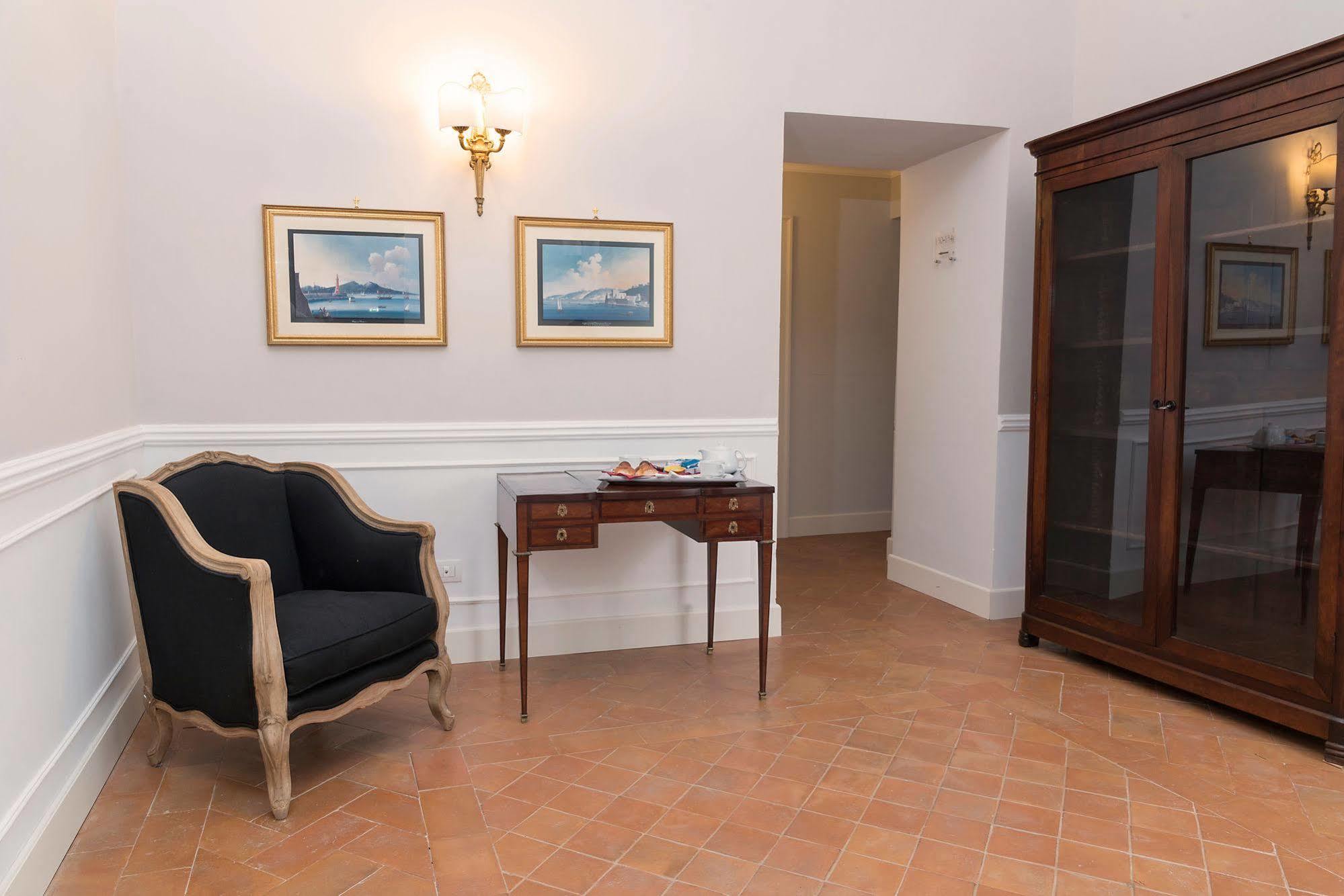 Palazzo Riario Sforza Hotel Наполи Екстериор снимка