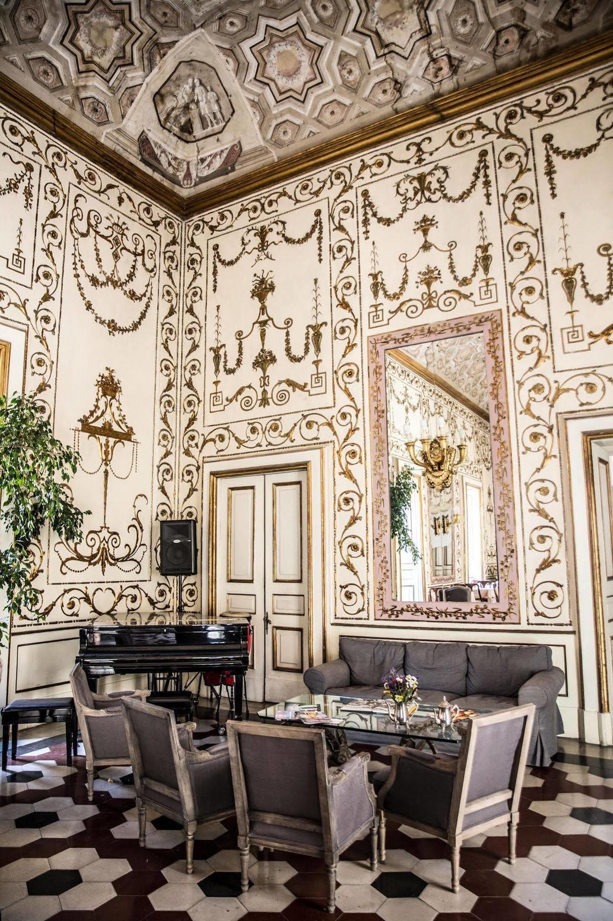 Palazzo Riario Sforza Hotel Наполи Екстериор снимка